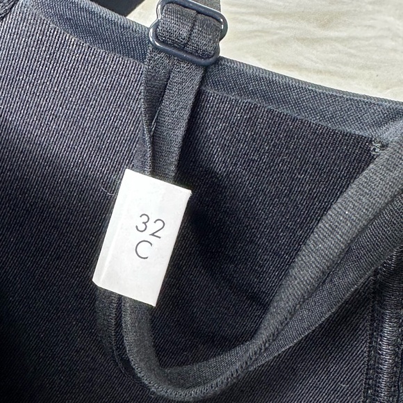 NWOT Calvin Klein Women’s Black Bra Size 32C - Picture 3 of 6